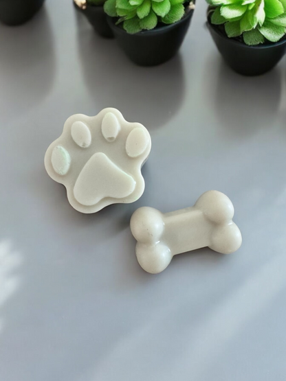 Kitty Paw Prints & Dog Bone Wax Melts